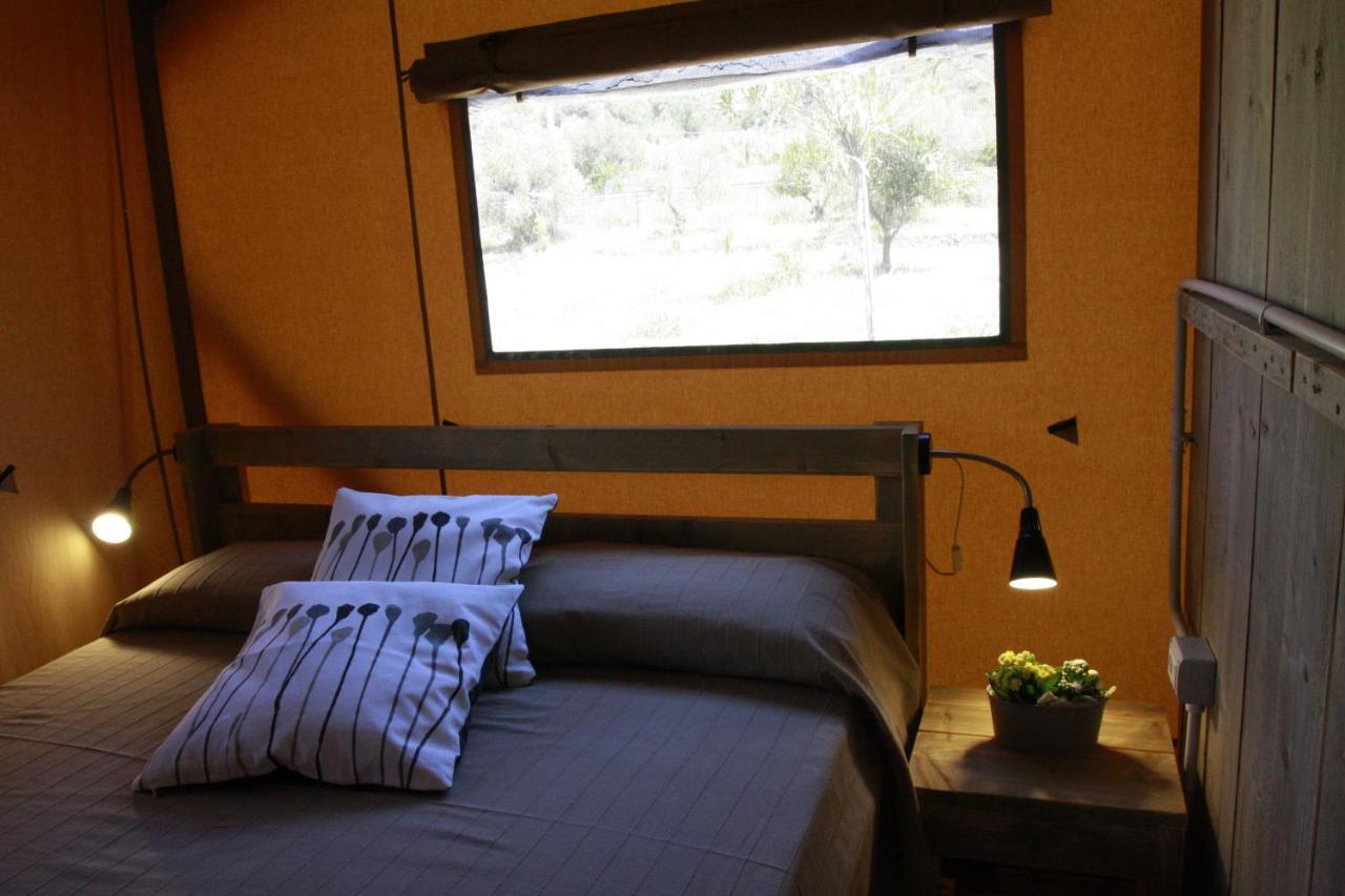 Glamping Alcantara Motta Camastra Exterior photo